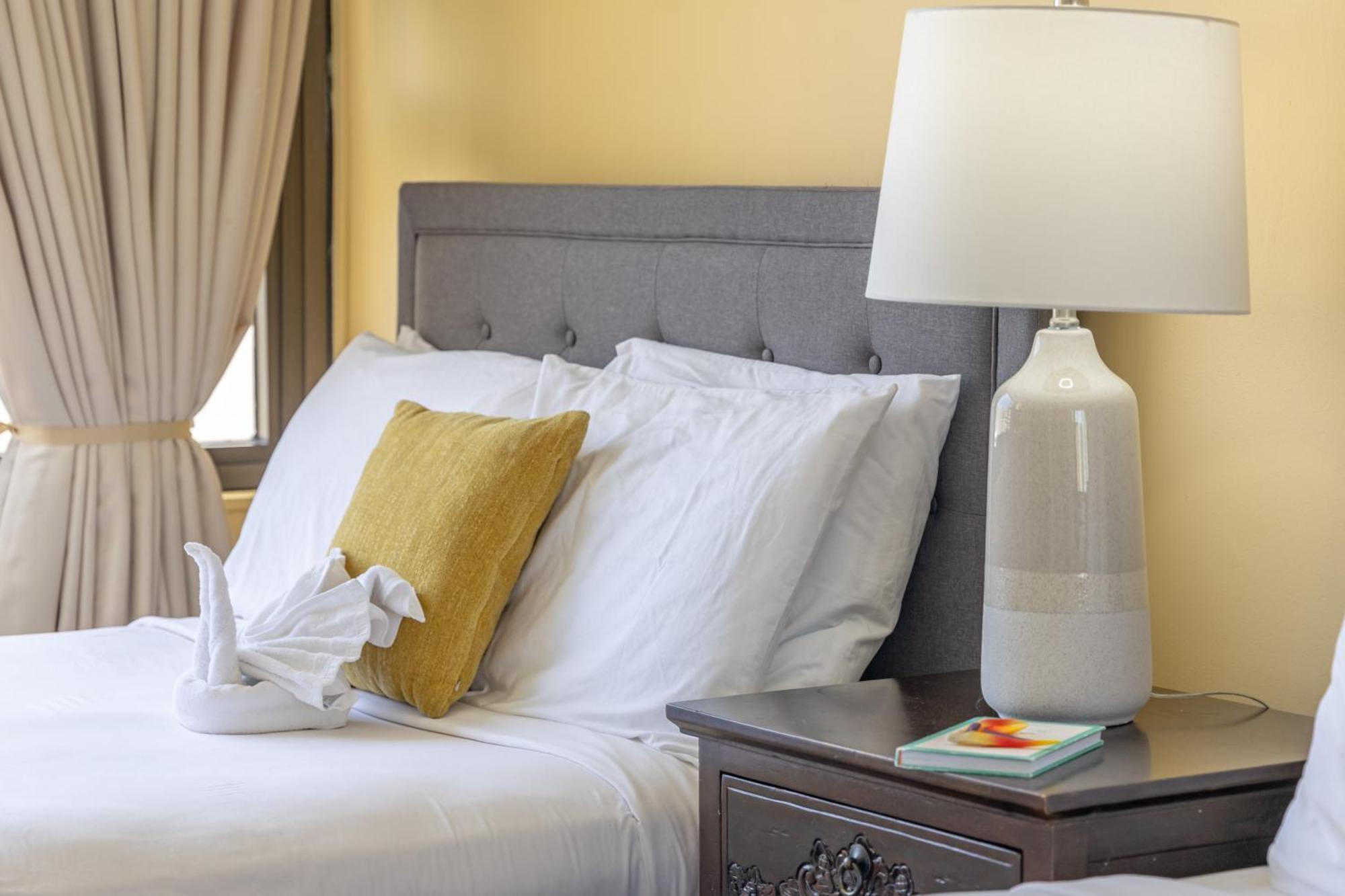 Beautiful 1Br, Steps To Waikiki Beach And Parking Χονολουλού Εξωτερικό φωτογραφία